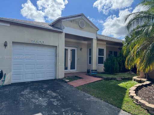 22300 SW 99th Ave, Cutler Bay FL 33190