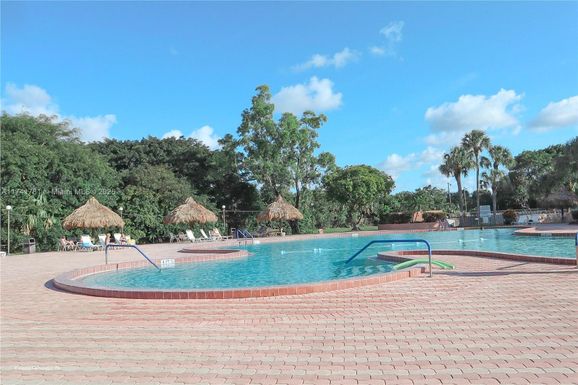 3210 Holiday Springs Blvd # 204, Margate FL 33063