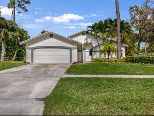 14143 Wellington Trce, Wellington FL 33414