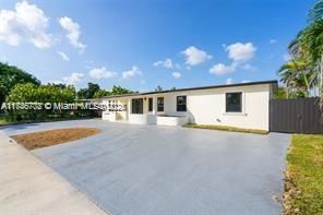 11485 SW 57th Ter, Miami FL 33173