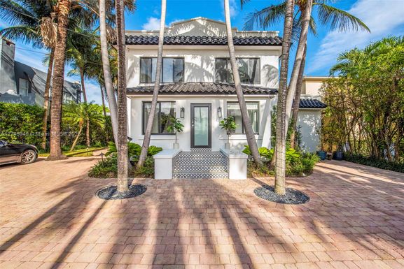 3483 Chase Ave, Miami Beach FL 33140