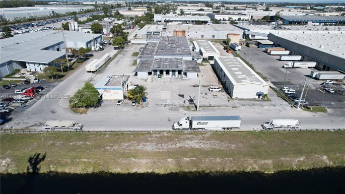 10777 NW 36th Ave, Miami FL 33167