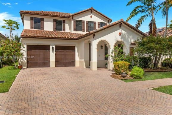 4038 NW 85th Ave, Cooper City FL 33024