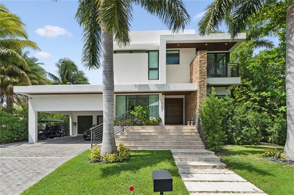 762 Fernwood Rd, Key Biscayne FL 33149