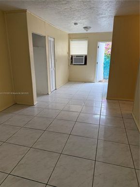 16031 NE 18th Pl # 3, North Miami Beach FL 33162