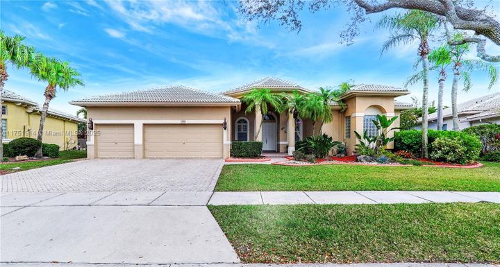 1999 NW 167th Ave, Pembroke Pines FL 33028