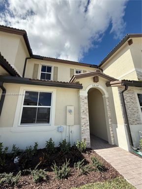 2834 SE 25 # 2834, Homestead FL 33035