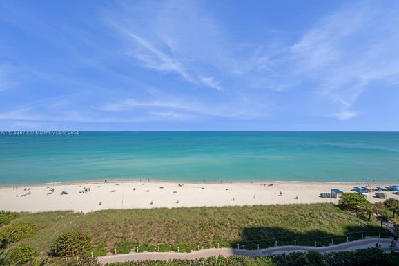 6423 Collins Ave # 1006, Miami Beach FL 33141