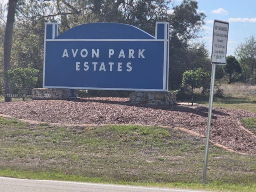 2245 W YARBROUGH RD, Avon Park FL 33825