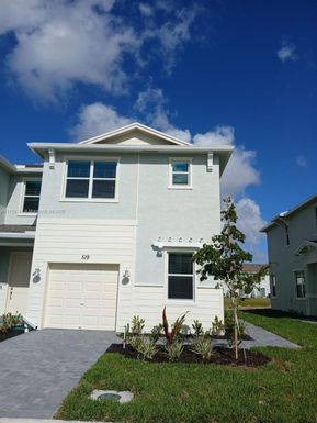 519 SE Rivergrass St # 519, Port St. Lucie FL 34984