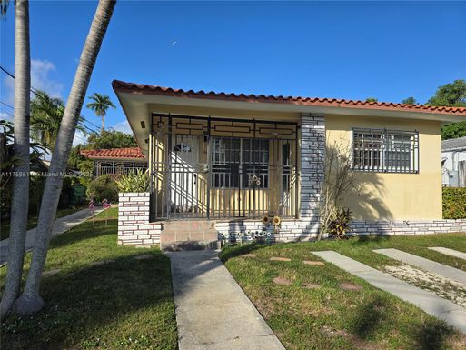 1561 SW 23rd Ter, Miami FL 33145