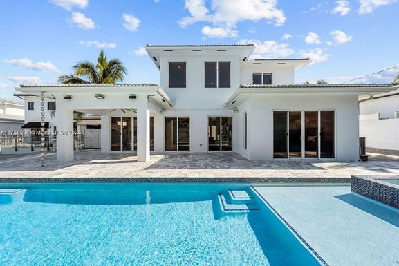 4497 SW 25th Ter, Dania Beach FL 33312