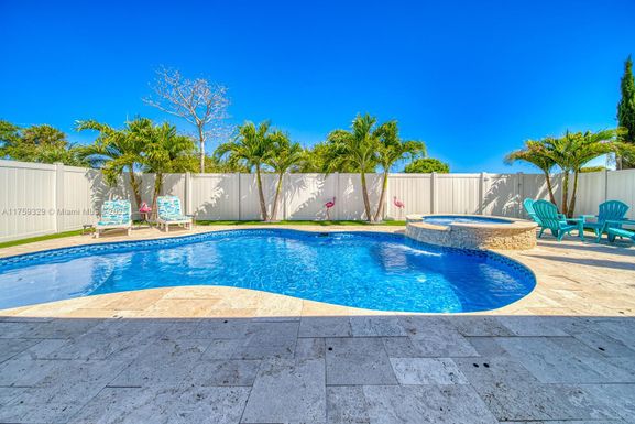 22908 Old Inlet Bridge Dr, Boca Raton FL 33433