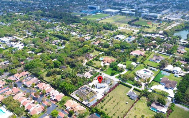 11295 SW 93rd St, Miami FL 33176