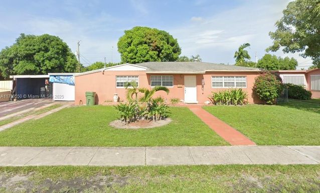 6465 W 8th Ct, Hialeah FL 33012