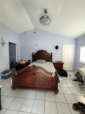 2385 NE 185th St # 1, Miami FL 33180