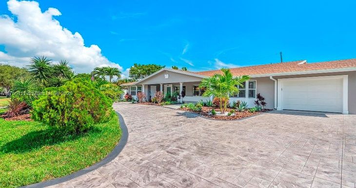 1765 NE 58th St, Fort Lauderdale FL 33334