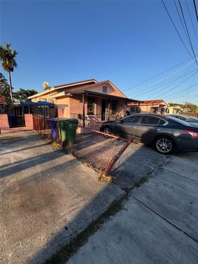 2345 NW 31st St, Miami FL 33142