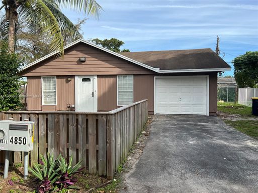 4850 SW 25th Ave, Dania Beach FL 33312