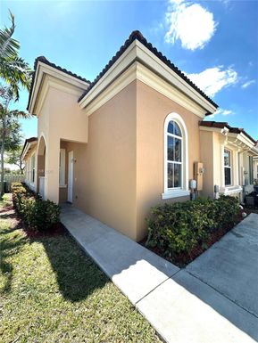 10902 SW 236th Ter # 10902, Homestead FL 33032