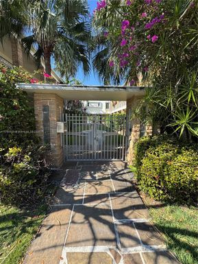 2131 Calais Dr # 1, Miami Beach FL 33141