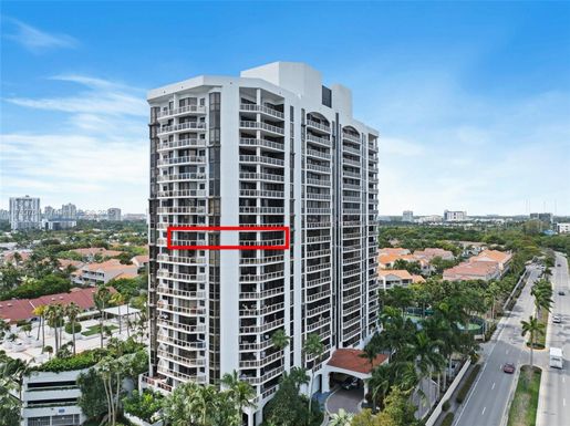 3600 Yacht Club Dr # 1102, Aventura FL 33180