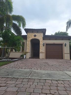 2364 NE 4th St, Homestead FL 33033