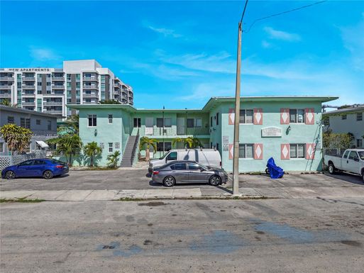 521 NE 82nd Ter, Miami FL 33138