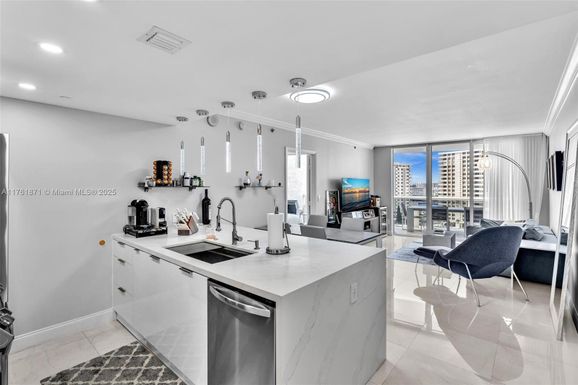 1800 S Ocean Dr # 906, Hallandale Beach FL 33009