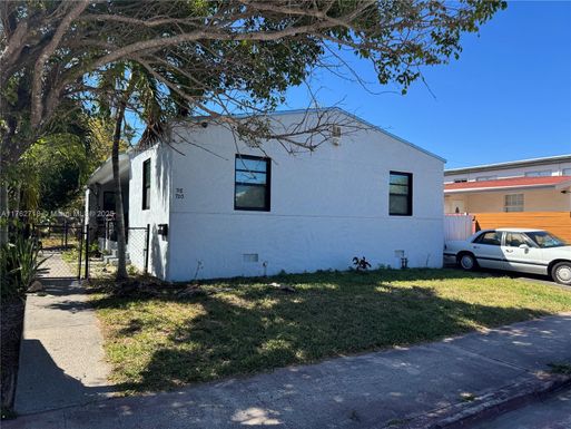 720 82nd St, Miami Beach FL 33141