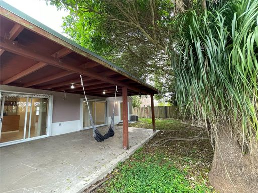 11783 SW 272nd Ter, Homestead FL 33032