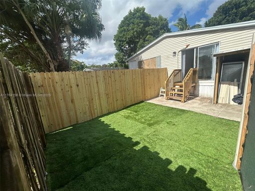 10467 S 228th Ln # B, Boca Raton FL 33428