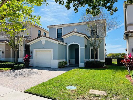 616 NE 193rd St, Miami FL 33179