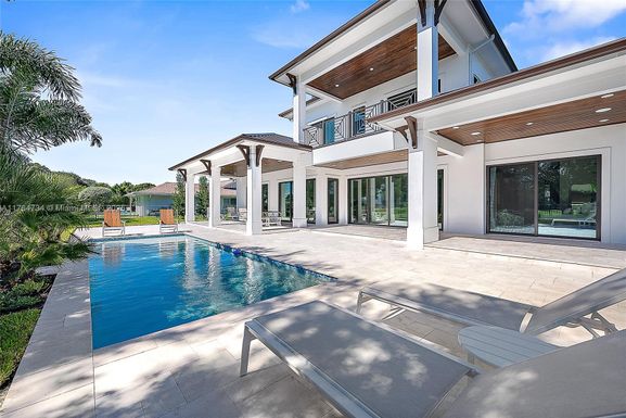 325 N Fairway, Tequesta FL 33469