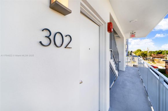 1536 NW 15th Ave # 302, Miami FL 33125
