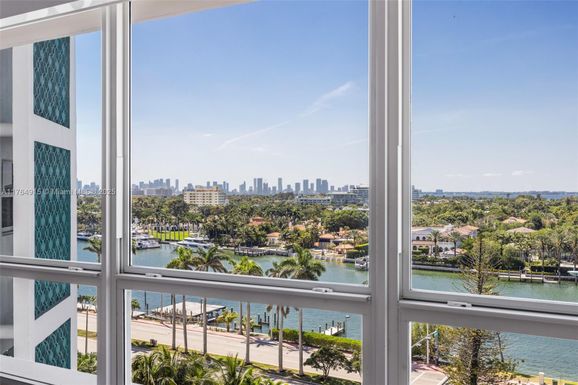 4925 Collins Ave # 8G, Miami Beach FL 33140