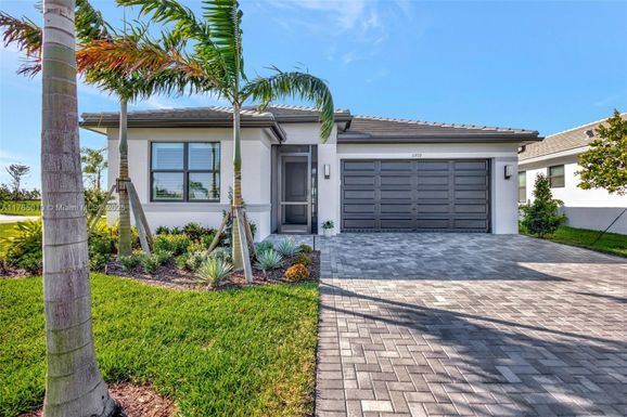 11972 SW Backrush Rd, Port St. Lucie FL 34987