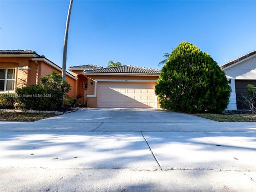 982 Sunflower Cir # 0, Weston FL 33327