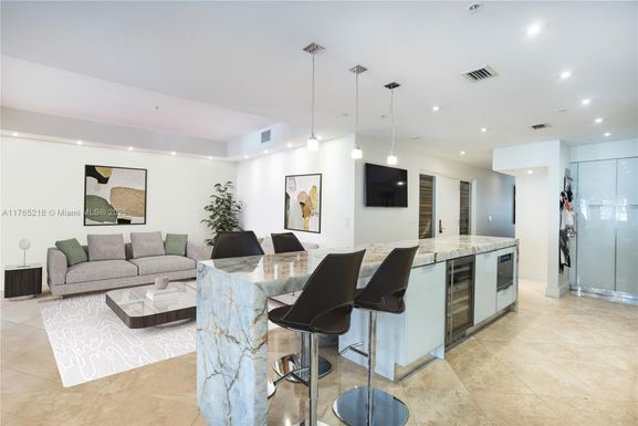 1415 Sunset Harbour # 203, Miami Beach FL 33139