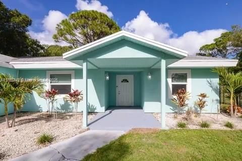 108 E Easy St, Fort Pierce FL 34982