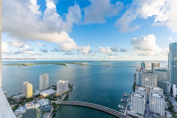 495 Brickell Ave # 5601, Miami FL 33131