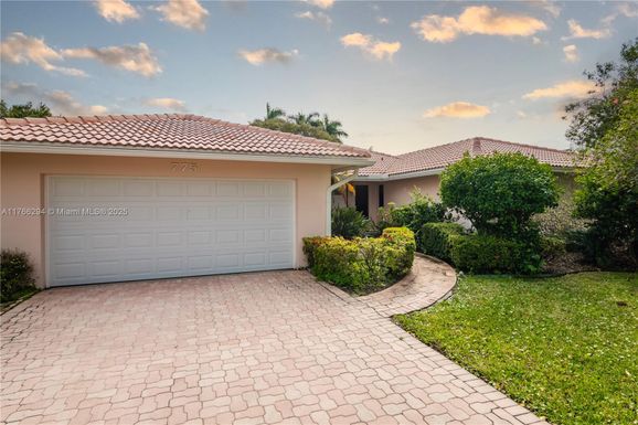 775 NW 83rd Dr, Coral Springs FL 33071