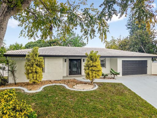 4321 NW 110th Ct, Coral Springs FL 33065