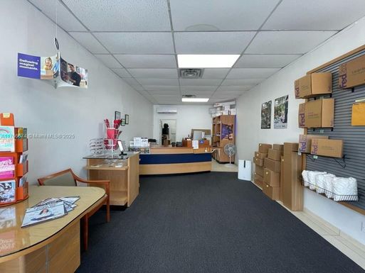 810 NE 125th St # 804, North Miami FL 33161