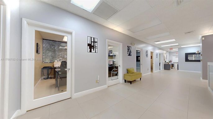 14100 Palmetto Frntg Rd # 210, Miami Lakes FL 33016