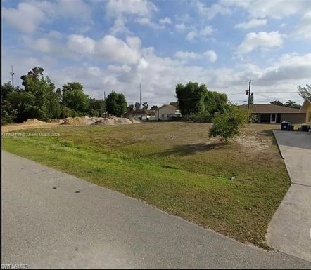 17387 Barbara, Fort Myers FL 33967