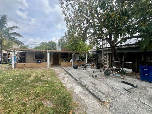 1739 NW 113th Ter, Miami FL 33167