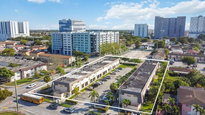 10904 SW 2nd, Sweetwater FL 33174