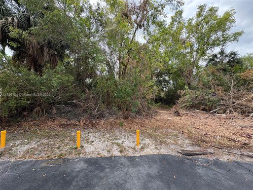 30xx Forest Hills Dr, Coral Springs FL 33065