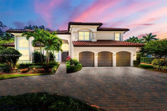 10250 S Lake Vista Cir, Davie FL 33328